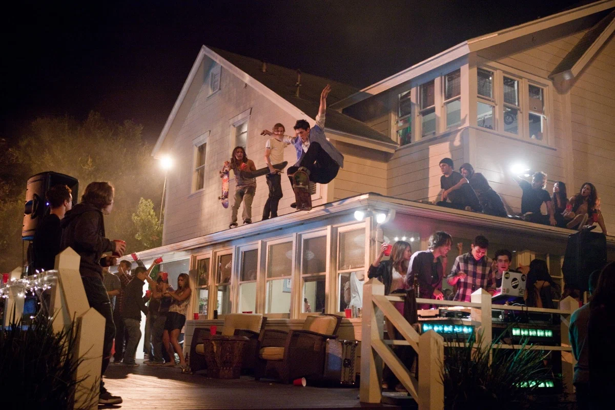 How to Throw a Legendary College Dorm Party: Tips, Tricks, and Ideas